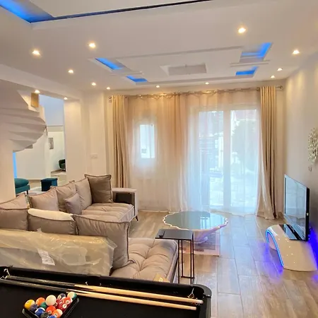 Maison Spacieuse Et Elegante